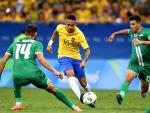 La Brasil de Neymar entra en crisis al empatar con Irak, Argentina toma oxígeno
