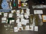Detenidas tres personas tras localizar una plantación de marihuana en una vivienda de Moratalaz