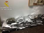 Guardia Civil interviene 20 kilos de marihuana en un camión en Sagunto ocultos entre toallitas húmedas
