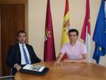 El alcalde de Albacete valora que Carrefour amplíe su presencia en la ciudad con una nueva adquisición