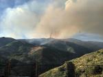 El incendio de Jerte presenta una "evolución positiva" tras arrasar 900 hectáreas de escaso valor ecológico