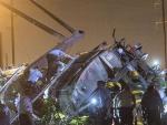 Al menos cinco muertos y 50 heridos tras descarrilar un tren en Filadelfia. Foto: Reuters