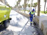 Limasa inicia este miércoles su plan especial de limpieza de verano, con refuerzos en playas y barrios