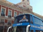 El 'Tramabús' de Podemos cierra su ruta en la Puerta del Sol este sábado, con Cifuentes como "invitada especial"
