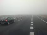 La niebla afecta a un total de ocho tramos de carreteras en Ávila, Segovia y León