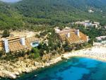 (Ampl.) Hispania compra tres hoteles en Ibiza por 32 millones de euros