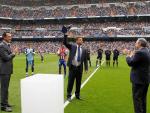 Ronaldo homenajeado en el Bernabéu