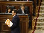 (Amp) Rivera pide a Rajoy no tapar "la basura" del rescate y el presidente replica que hizo lo mismo que la UE