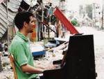 Aeham Ahmad, el pianista del campo de refugiados de Yarmouk, tocará en Barcelona
