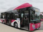 Cuatro de los nuevos autobuses de Toledo empezarán a funcionar este mes, un transporte "moderno, ecológico y económico"