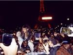 Rihanna levanta una avalancha de fans en París