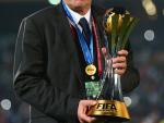 Ancelotti levanta el trofeo de campeón del mundo