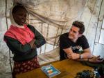 Orlando Bloom visita en Níger a víctimas de la violencia de Boko Haram: "ningún niño debería experimentar algo así"
