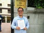 Universitarios piden a la Defensora del Pueblo que "tome cartas en el asunto" e investigue el sistema de becas