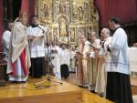 El obispo Luis Argüello invita a los políticos a pedir "algo más que el voto" y les ofrece la "catolicidad del corazón"