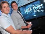 Los gemelos de Harry Potter se preparan para el final de la taquillera saga