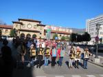 Más de un centenar de personas reivindican en Oviedo un pasaje seguro a Europa para los refugiados
