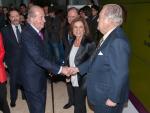 Don Juan Carlos entrega el VII Premio Taurino ABC a Eduardo y Antonio Miura