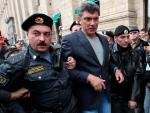 Boris Nemtsov fue detenido en 2010 por manifestarse sin autorización