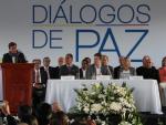 Gobierno y ELN instalan la mesa de negociación de paz en Quito
