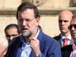 Rajoy dice que quien más le critique tiene más posibilidades de suceder a Zapatero