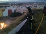 Bomberos de Tenerife realizan hasta diez intervenciones con motivo de las Hogueras de San Pedro