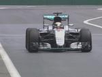 Hamilton lidera y Alonso termina cuarto en la primera toma de contacto con Bakú