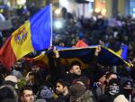 Rumania protesta contra los indultos del gobierno a los políticos corruptos