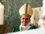 El Papa insta a construir puentes ante los "muros que se alzan por miedo a los demás"