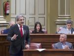 NC exige a Rajoy que restituya los 755 millones de deuda con Canarias en carreteras