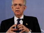 Monti sigue adelante con las reformas y calma a los partidos