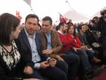 Pedro Sánchez se compromete a luchar por la minería y manifiesta su apoyo a los trabajadores de Nissan