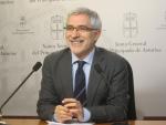 Llamazares dice que la reforma de la ley electoral asturiana puede ser un referente para otras autonomías