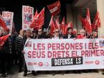 Cerca de 200 sindicalistas protestan ante la CAEB para exigir empleo de calidad y aumentos salariales