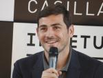 Casillas: "Esperemos que haya un buen espectáculo porque representan al fútbol español"