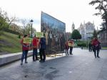 Greenpeace adapta 'La rendición de Breda' para denunciar que el Gobierno "se ha rendido" a las eléctricas