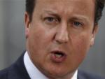 Cameron dice que reparará una "sociedad rota"