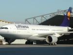 Lufthansa cancela 750 vuelos este miércoles por la huelga de pilotos, 27 con España