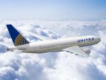 United Airlines prohibió que dos chicas subieran a un avión por sus mallas