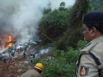 Ocho supervivientes en un avión con 166 ocupantes estrellado en Mangalore