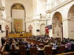 Parlamento acoge el debate final de la Ley de Memoria Democrática y de totalidad de la Ley de sostenibilidad sanitaria