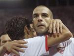2-1. Negredo le devuelve la sonrisa al Sevilla y genera dudas al Málaga