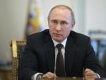 Putin espera "no tener que hacer uso del derecho de enviar tropas a Ucrania"