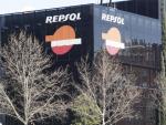 Repsol ganó 434 millones hasta marzo, un 43% menos por la caída del petróleo