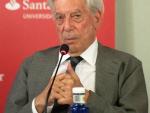 Mario Vargas Llosa participa en los cursos de verano de San Lorenzo de El Escorial