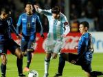 Messi continúa con el "tratamiento específico" y es duda para el debut ante Chile