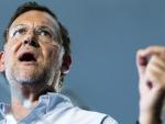 Rajoy aboga por una bajada impositiva y critica los "bandazos" del Gobierno
