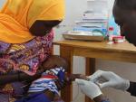 Prueban con éxito en África una nueva vacuna contra el rotavirus resistente a las altas temperaturas