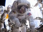 Peggy Whitson se convierte en la mujer con más caminatas espaciales