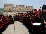 La Real Banda de Gaitas de Ourense dice adiós a China con una actuación en la Gran Muralla